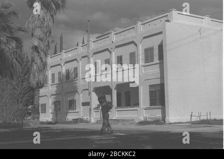 Israel En El Valle Del Jordan El Kibutz Degania Alef El Primer Kibutz Establecido 1909 Fotografia De Stock Alamy