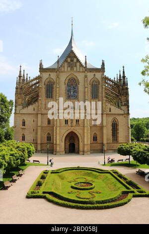 Iglesia de Santa Bárbara, Kutna Hora, República Checa. Patrimonio de la Humanidad de la UNESCO Foto de stock