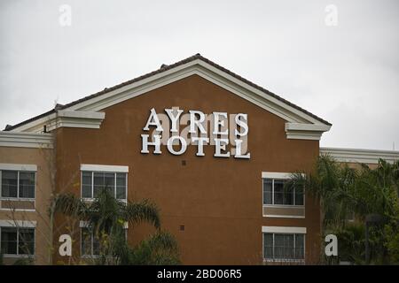 Vista general de la señalización del hotel Ayres en el centro comercial Ontario Mills, sábado 4 de abril de 2020, en Ontario, California, Estados Unidos. (Foto de IOS/Espéra-Images)