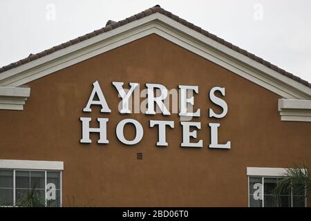 Vista general de la señalización del hotel Ayres en el centro comercial Ontario Mills, sábado 4 de abril de 2020, en Ontario, California, Estados Unidos. (Foto de IOS/Espéra-Images)