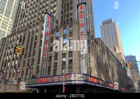 Nueva York, Estados Unidos. 9 de febrero de 2019. Vista general del Radio City Music Hall, sábado 9 de febrero de 2019, en Nueva York. Foto a través de crédito: Newscom/Alamy Live News