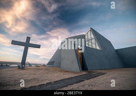 Blonduos Blonduoskirkja iglesia en Islandia