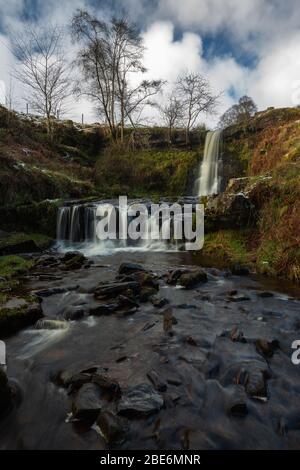 Cascada en Blaen y Glyn' en Nant Bwrefwr, Nr Talybont, Gales