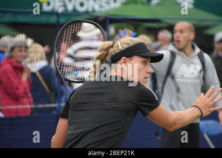 Angelique Kerber de Alemania practicando en Eastbourne, Devonshire Park en 2019. Angie es un ex jugador de tenis número 1 del mundo en la gira WTA