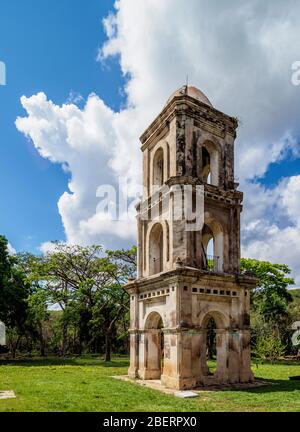 Torre en la finca San Isidro de los Destiladeros, Valle de los Ingenieros, Patrimonio de la Humanidad de la UNESCO, Provincia Sancti Spiritus, Cuba