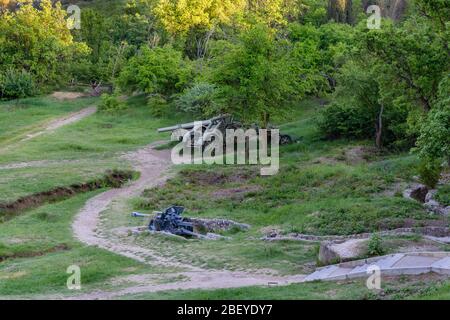 Posiciones de artillería en la montaña de Sapun. Sebastopol. Foto de stock