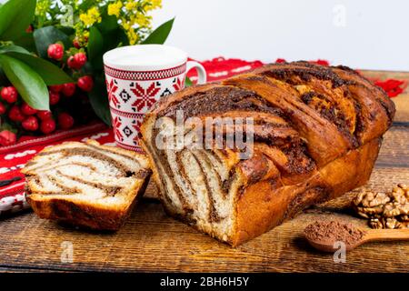 El pan dulce es un pan dulce leudado, tradicional de Rumania y Bulgaria. Foto de stock