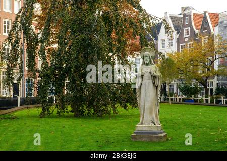 RK Begijnhof Chapel Grounds, Amsterdam, Holanda del Norte, países Bajos Foto de stock