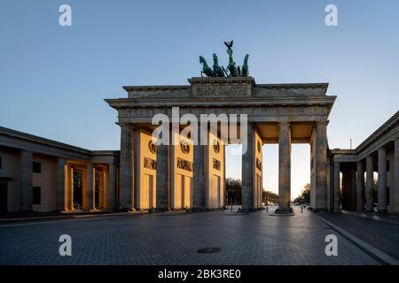 Berlín, Brandenburger Tor, Blick von Osten (Stadtseite) Foto de stock