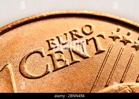 Primer plano de una moneda de un centavo, foto simbólica para la abolición prevista de monedas de 1 y 2 centavo Foto de stock