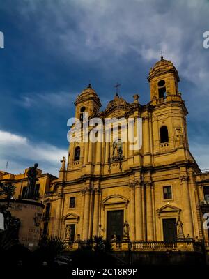 San Francisco de Asís en la iglesia Inmaculada, Catania, Sicilia, Italia Foto de stock
