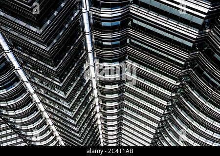 Rascacielos de torre moderna urbana patrones repetidos vista hacia abajo Foto de stock