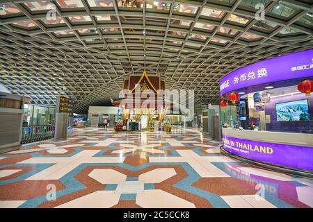 BANGKOK, TAILANDIA - ALREDEDOR DE ENERO de 2020: Foto interior del aeropuerto de Suvarnabhumi. Foto de stock