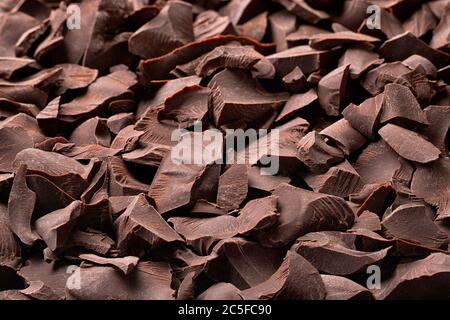 barras de chocolate oscuro, postre dulce como fondo Foto de stock