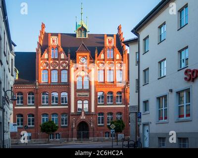 Salzwedel eine Kleinstadt in Sachsen-Anhalt, bekannt durch ihren Baumkuchen und die Fachwerk Architektur Foto de stock
