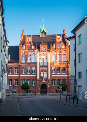 Salzwedel eine Kleinstadt in Sachsen-Anhalt, bekannt durch ihren Baumkuchen und die Fachwerk Architektur Foto de stock