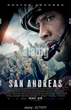 San Andreas (2015) dirigido por Brad Peyton y protagonizado por Dwayne Johnson, Carla Gugino, Alexandra Daddario y Paul Giamatti. El gran golpea California y un piloto de rescate de helicópteros trata de encontrar a su hija con su esposa distanciada.