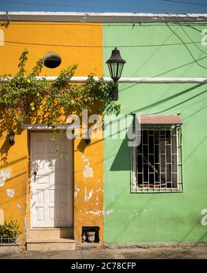 Escena de la Calle, Getsemani Barrio, Cartagena, Departamento Bolívar, Colombia, América del Sur Foto de stock