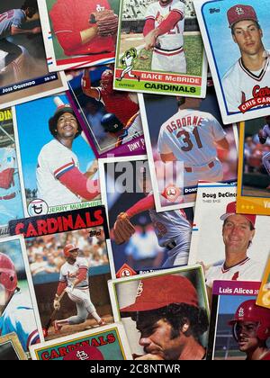 WOODBRIDGE, NEW JERSEY - Juy 25, 2020: a collection of 1980s Cleveland  Indians Baseball cards by Doruss, Fleer, and Topps Stock Photo - Alamy