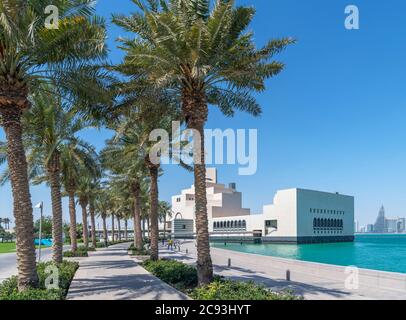 El Museo de Arte Islámico del Parque MIA, Doha, Qatar, Oriente Medio Foto de stock