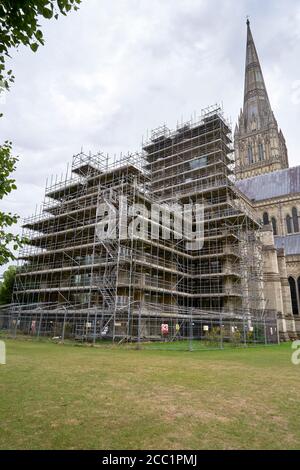 Andamios en la Catedral de Salisbury Foto de stock