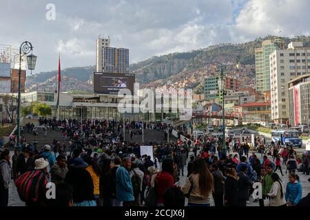 Bolivia la Paz - Plaza de San Francisco - Plaza abarrotada Alcalde de San Francisco Foto de stock