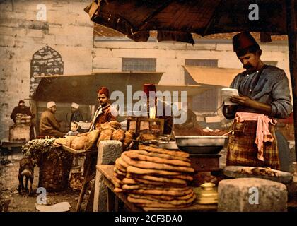 Cocinero en la rue de Stamboul, Constantinopla, Turquía, alrededor de 1900 Foto de stock
