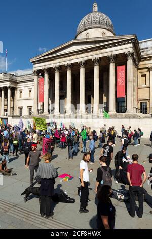 Los rebeldes de Midland se reúnen en Trafalgar Square para la manifestación de la rebelión de extinción, Londres, 1 de septiembre de 2020