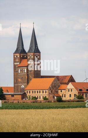 Das Kloster Jerichow mit Stiftskirche in Jerichow, Jerichower Land, Sachsen-Anhalt, Deutschland | Monasterio de Jerichow con Colegiata, Jericó