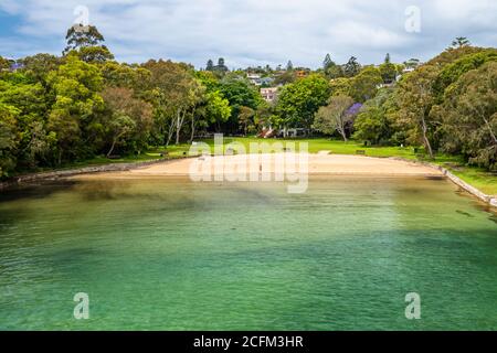 La verde playa de Perley en Sydney, Nueva Gales del Sur, Australia