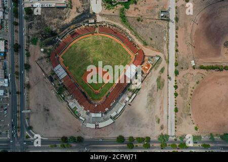 Estadio de béisbol Navojoa Mayas. Vista aérea, fotografía aérea del estadio de béisbol de los Mayas de la Liga Mexicana del Pacífico. LMP. Panorámica del estadio de béisbol. Valle de Mayo. © (Foto de Luis Gutiérrez / NortePhoto.com). Estadio de béisbol de los Mayas de Navojoa. Vista aérea, fotografía aérea del estadio de los mayas de la Liga Mexicana del Pacífico. LMP . Panorámico de estadio de Beisbol. valle del Mayo. © ( Foto de Luis Gutiérrez/NortePhoto.com).