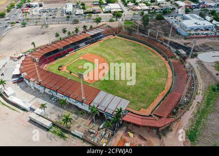 Estadio de béisbol Navojoa Mayas. Vista aérea, fotografía aérea del estadio de béisbol de los Mayas de la Liga Mexicana del Pacífico. LMP. Panorámica del estadio de béisbol. Valle de Mayo. © (Foto de Luis Gutiérrez / NortePhoto.com). Estadio de béisbol de los Mayas de Navojoa. Vista aérea, fotografía aérea del estadio de los mayas de la Liga Mexicana del Pacífico. LMP . Panorámico de estadio de Beisbol. valle del Mayo. © ( Foto de Luis Gutiérrez/NortePhoto.com).