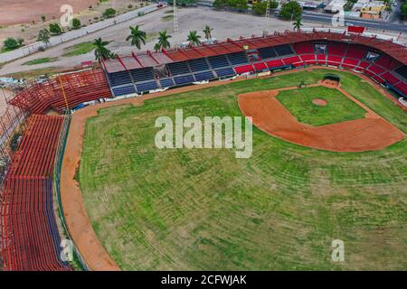 Estadio de béisbol Navojoa Mayas. Vista aérea, fotografía aérea del estadio de béisbol de los Mayas de la Liga Mexicana del Pacífico. LMP. Panorámica del estadio de béisbol. Valle de Mayo. © (Foto de Luis Gutiérrez / NortePhoto.com). Estadio de béisbol de los Mayas de Navojoa. Vista aérea, fotografía aérea del estadio de los mayas de la Liga Mexicana del Pacífico. LMP . Panorámico de estadio de Beisbol. valle del Mayo. © ( Foto de Luis Gutiérrez/NortePhoto.com).