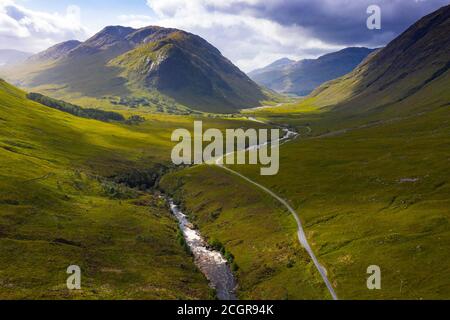 Vista aérea de Glen Etive, Highland Region, Escocia, Reino Unido Foto de stock