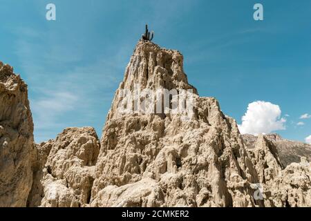 Paisaje de piedra de arena del famoso Valle de la Luna en la Paz, Bolivia Foto de stock