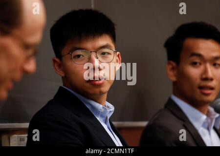 El activista pro-democracia de Hong Kong, Joshua Wong, asiste a un panel de discusión sobre el Movimiento Legal Antiextradición en Hong Kong en la Facultad de Derecho de la Universidad de Columbia en la Ciudad de Nueva York, EE.UU., 13 de septiembre de 2019. REUTERS/Shannon Stapleton