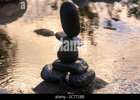 Equilibrio de piedras , un arte natural para la tranquilidad del alma y la mente