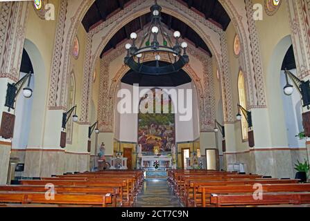 Arborea, Cerdeña, Italia. La iglesia Santa Redeemerr