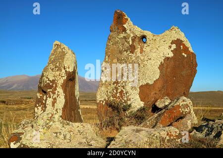 Carahunge, a menudo llamado Stonehenge armenio, un sitio arqueológico prehistórico considerado uno de los más antiguos del mundo Observatorio Astronómico