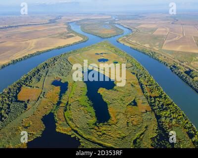 Vista aérea sobre las islas Tataru y Daler, el río Danubio, Izmail, Oblast de Odessa, Ucrania, Europa del este Foto de stock