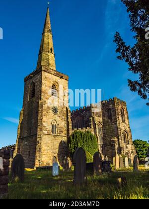 Iglesia de San Marys, Astbury, Congleton, Cheshire, Reino Unido Foto de stock