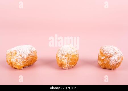 Buñuelos, pasteles tradicionales de Pascua en España