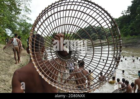 Assam, india - 11 de octubre de 2020 : logotipo de Pokemon go en pantalla  del teléfono imagen de stock Fotografía de stock - Alamy