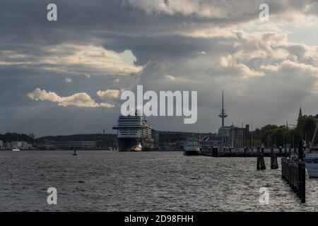 Impresionen aus dem Kieler Hafen im Spätherbst Foto de stock