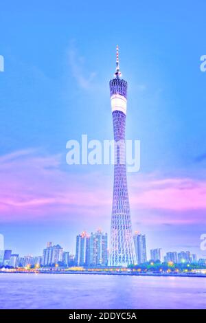 Torre de Guangzhou cintura pequeña en la ciudad de Guangzhou, Provincia de  Guangdong Fotografía de stock - Alamy