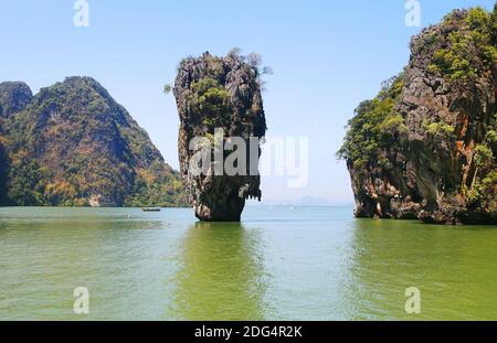 Ko Tapu, James Bond Island, la Bahía Phang Nga, Tailandia Asien Foto de stock