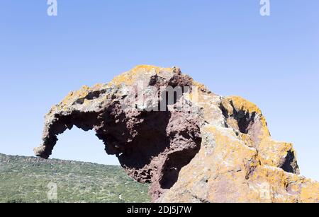 El Elephant Rock situado cerca de Castelsardo en Cerdeña, Italia