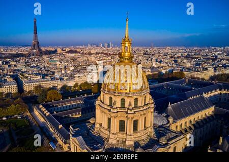 Francia, Paris, Invalides, Saint-Louis-des-Invalides Catedral Foto de stock