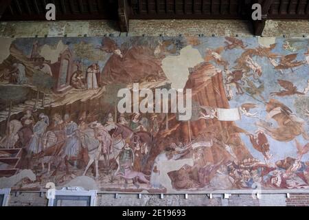 Italia, Toscana, Pisa: Triunfo de la muerte, frescos de Buonamico Bufalmacco en el campo Santo Foto de stock