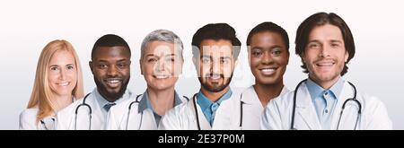 Médicos profesionales diversos de pie en fila sobre fondo blanco, Collage Foto de stock